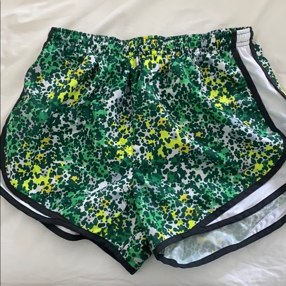 Nike Green Splatter Running Shorts sz M
